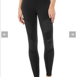 Sold! Yoga High waist Moto leggings Black (medium)